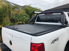 Load image into Gallery viewer, Holden Colorado (2017-2020) Lockable Roller Ute Tray Cover