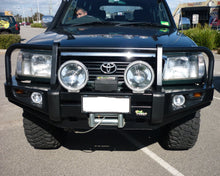 Load image into Gallery viewer, Toyota LC 105 Series Ironman Deluxe Bull Bar