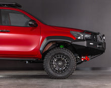 Load image into Gallery viewer, Toyota HiLux Rogue (22-25) Ironman Deluxe Bull Bar & Loom Kit