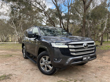 Load image into Gallery viewer, Toyota Landcruiser 200 Series (2008-2021) Clearview Power Boards (SKU: PB-TA-001)