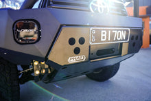 Load image into Gallery viewer, Toyotas Hilux (2015-2019) N80 GUN Phat Bars Bullbar