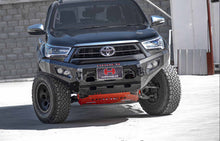 Load image into Gallery viewer, Toyota Hilux (2020-2023) N80 GUN No Flares Hamer 4x4 King series bull bar