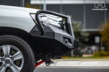 Load image into Gallery viewer, Toyota LandCruiser (2015-2021) Hamer 4x4 King series Plus bull bar for 200 Series