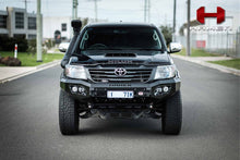 Load image into Gallery viewer, Toyota Hilux (2011-2015) Hamer 4x4 King series bull bar