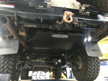 Load image into Gallery viewer, Toyota Landcruiser 76 Series (2012-2024) 185Lt STEEL Brown Davis Replacement Fuel Tank (SKU: TL79R6)
