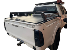 Load image into Gallery viewer, Toyota Hilux (2005-2015) KUN Lockable J DECK TUB Roller Ute Tray Cover
