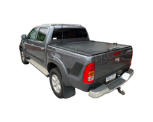Load image into Gallery viewer, Toyota Hilux (2005-2015) KUN Lockable Roller Ute Tray Cover