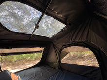 Load image into Gallery viewer, Canyon Off-Road 2 Person Roof Top Tent (1.6M Hard Shell) (SKU: CAN-625-H-1.6M)