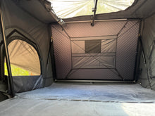 Load image into Gallery viewer, Canyon Off-Road 2 Person Roof Top Tent (1.6M Hard Shell) (SKU: CAN-625-H-1.6M)