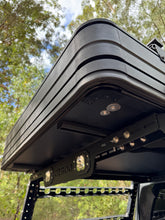 Load image into Gallery viewer, Canyon Off-Road 2 Person Roof Top Tent (1.6M Hard Shell) (SKU: CAN-625-H-1.6M)