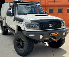Load image into Gallery viewer, Toyota Landcruiser 79 Series (2007-2024) Phat Bars Bull Bar