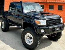 Load image into Gallery viewer, Toyota Landcruiser 79 Series (2016-2027) Single Cab (ANGLED) Phat Bars Rock Sliders/Side Steps – Powdercoated