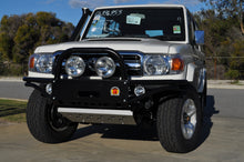 Load image into Gallery viewer, Toyota Landcruiser 79 Series (2007-2016) Single Cab V8 VDJ Xrox Bullbar (SKU: XR76)