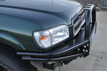 Load image into Gallery viewer, Nissan Pathfinder (1995-2005) R50 Xrox Bullbar (SKU: XRPAT)