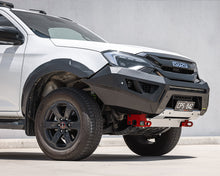 Load image into Gallery viewer, Isuzu D-MAX (24+) Ironman Raid Bull Bar