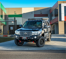 Load image into Gallery viewer, Toyota LandCruiser 200 Series (2008-2015) Hamer 4x4 King Series Bullbar