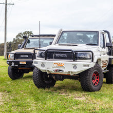 Load image into Gallery viewer, Toyota Landcruiser 76 Series (2007-2023) Phat Bars Bull Bar