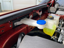 Load image into Gallery viewer, Ford Everest (2022-2025) NEXT GEN Fatz Fabrication 4" Stainless Short Entry Snorkel