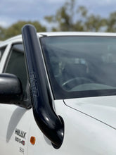 Load image into Gallery viewer, Toyota Hilux (2005-2015) KUN N70 Short Entry Fatz Fabrication 4″ Stainless Snorkel