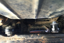 Load image into Gallery viewer, Toyota Hilux (2005-2015) N70 KUN Phat Bars Diff Drop