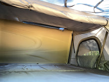 Load image into Gallery viewer, Canyon Off-Road 4 Person Roof Top Tent (2.1M Hard Shell) (SKU: CAN-750-H) - Canyon Off-Road