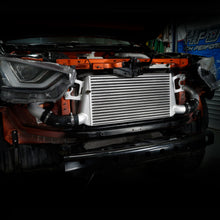 Load image into Gallery viewer, Isuzu D-Max (2020-2025) 3Lt HPD FRONT Mount Intercooler Kit
