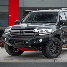 Load image into Gallery viewer, Toyota LandCruiser 200 series (2015-2020) Hamer 4x4 King Series Bullbar
