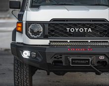 Load image into Gallery viewer, Toyota 70 Series LandCruiser 2023 onwards Hamer 4x4 King Series Bullbar
