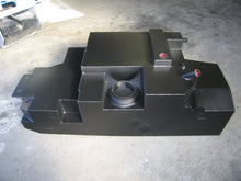 Load image into Gallery viewer, Toyota Hilux (2005-2015) KUN N70 153Lt STEEL Brown Davis Replacement Fuel Tank for all 4wd Models (SKU: TH05R3)
