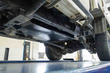 Load image into Gallery viewer, Toyota Landcruiser 79 Series (2024-2030) 4 Cylinder 2.8LT AUTO SINGLE CAB Brown Davis 105L Auxiliary Long Range Fuel Tank
