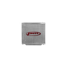 Load image into Gallery viewer, Ford F250 6.2L / 7.3L Ford Powerstroke (2004) 68mm Radiator
