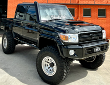 Load image into Gallery viewer, Toyota Landcruiser 79 Series (2016-2025) Single Cab (ANGLED) Phat Bars Rock Sliders/Side Steps – Powdercoated
