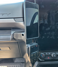 Load image into Gallery viewer, Ford Ranger Super Duty (2025-2028) IDMS Dash Mount – UHF / Quad Lock / Universal
