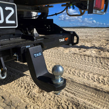 Load image into Gallery viewer, Toyota Hilux (03/2005 - 09/2015) KUN N70 TAG 4x4 XR Recovery Towbar for
