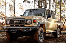 Load image into Gallery viewer, Toyota 70 Series LandCruiser 2023 onwards Hamer 4x4 King Series Bullbar
