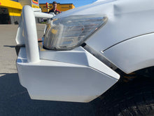 Load image into Gallery viewer, Toyota Hilux (2005-2015) KUN Commercial Bullbar
