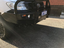 Load image into Gallery viewer, Toyota Hilux (2005-2015) KUN Commercial Bullbar
