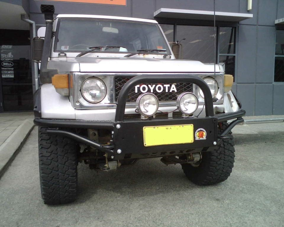 Toyota Landcruiser 70 Series (1992-2007) 75/78/79 Series Cab Chassis, ute & PC NOT VDJ Xrox Bullbar (SKU: XR75)