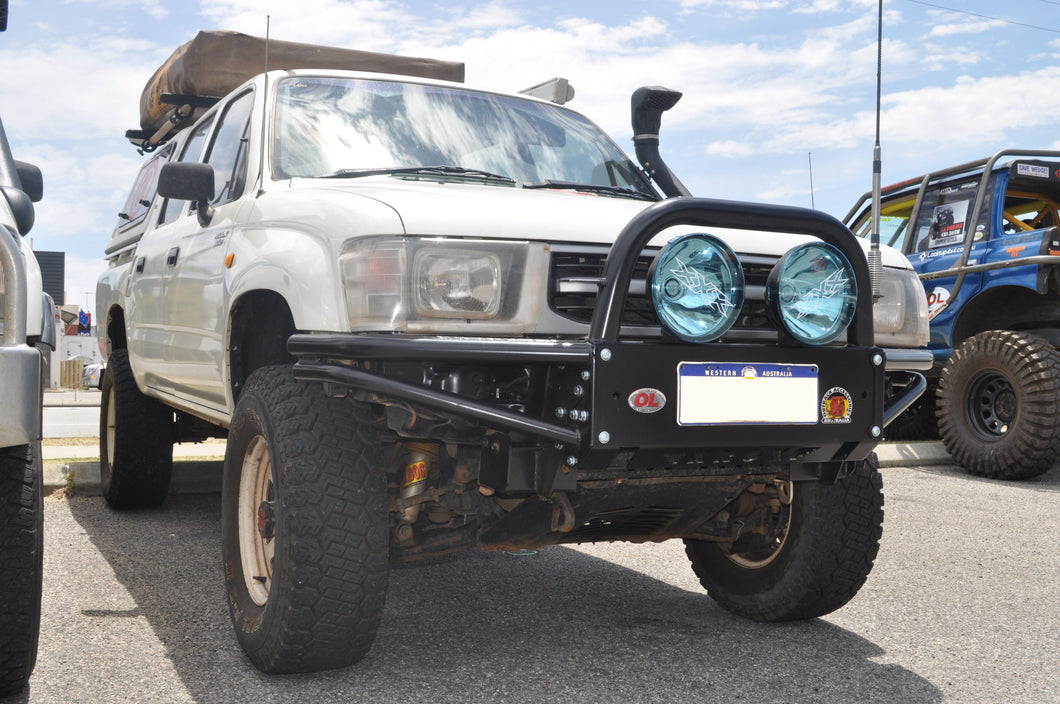 Toyota Hilux (1997-2001) N60 KZN IFS Front Xrox Bullbar (SKU: XRHLI)