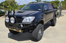 Load image into Gallery viewer, Toyota Hilux (2005-2011) KUN N70 4WD Xrox Bullbar (SKU: XRHLX15)
