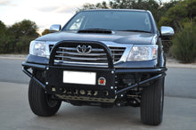 Load image into Gallery viewer, Toyota Hilux (2011 -2015) KUN N70 4WD Xrox Bullbar (SKU: XRHLX26)
