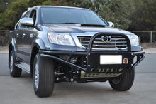 Load image into Gallery viewer, Toyota Hilux (2011 -2015) KUN N70 4WD Xrox Bullbar (SKU: XRHLX26)
