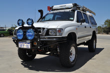 Load image into Gallery viewer, Toyota Hilux (2001-2005) 4WD Xrox Bullbar (SKU: XRHLX)
