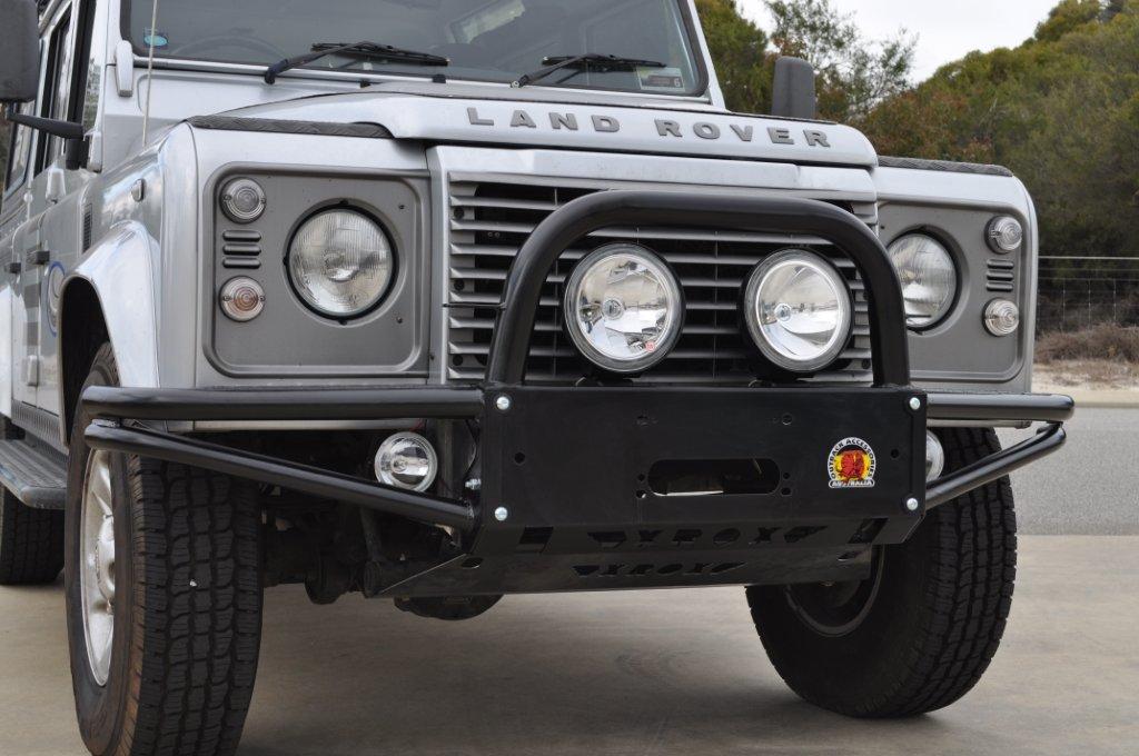 Landrover Defender (1990-2016) Xrox Bullbar (SKU: XRLD) – Canyon Off-Road