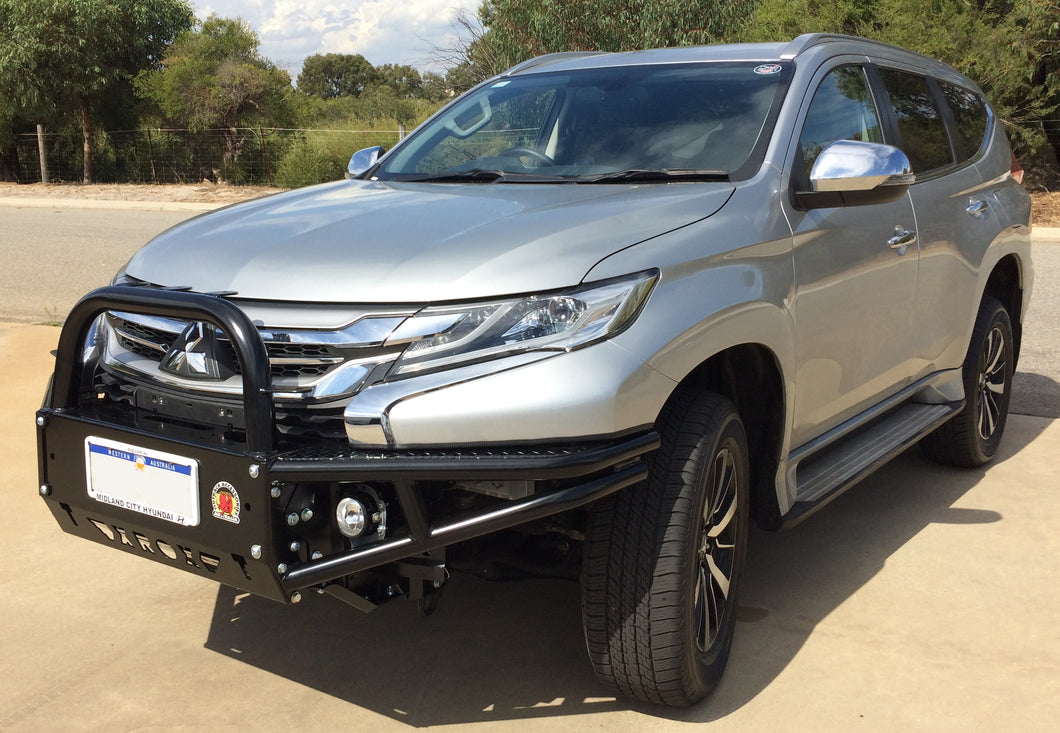 Mitsubishi Pajero Sport (2016-2019) GLS & GLX Xrox Bullbar (SKU: XRMS)