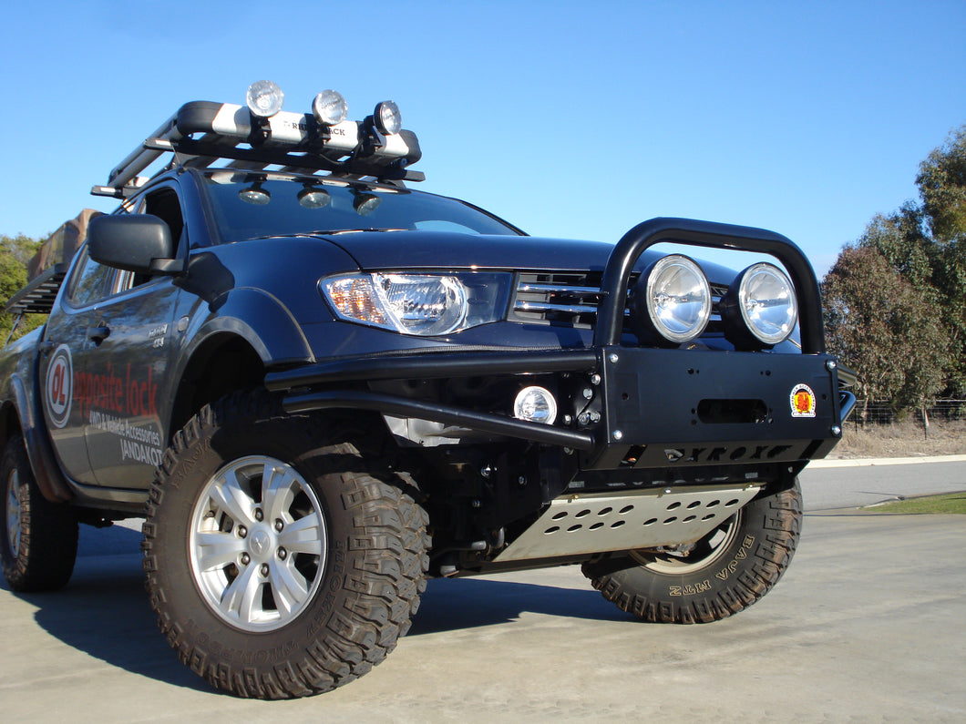 Mitsubishi Triton (2006-2014) ML MN Xrox Bullbar (SKU: XRTML)