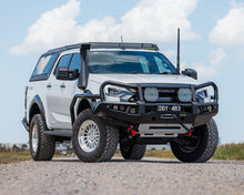 Load image into Gallery viewer, Isuzu D-MAX (24+) Ironman APEX Bull Bar &amp; Lights Kit
