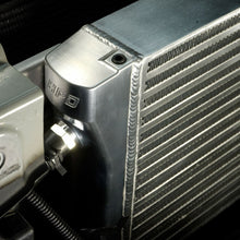 Load image into Gallery viewer, Toyota Landcruiser 300 Series (2021-2027) HPD Heat Exchanger kit
