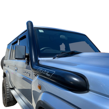 Load image into Gallery viewer, Toyota Landcruiser 76 Series (VDJ) Fatz Fabrication 4&quot; Stainless Snorkel
